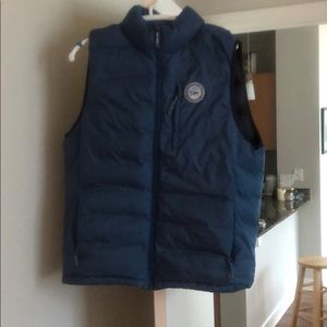 Men’s Southern Tide down vest